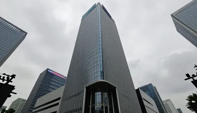 网络开发公司：选型关注点与展会动态发布中的供求关系分析